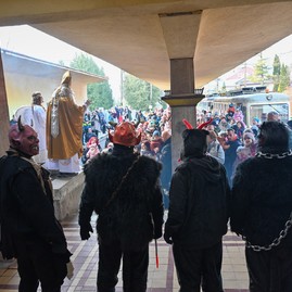 Zväčšiť fotografiu - Tradičná mikulášska električka opäť lámala rekordy návštevnosti