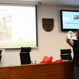 Účastníci tretieho ročníka vrchárskej koruny trenčianska si prevzali ceny, premiéru malo 30 turistov a 44 cyklistov - 20181215 vkt18 vyhodnotenie 067w
