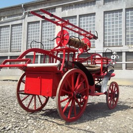 V sobotu na koľaje vyrazí trenčianskoteplická historická električka, spoločnosť jej budú robiť aj hasičské veterány - 102_5945 – kópia