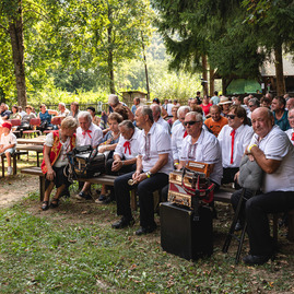 Zväčšiť fotografiu - Víkend plný významných výročí aj trhovej zábavy - TSK_nedela_mini
