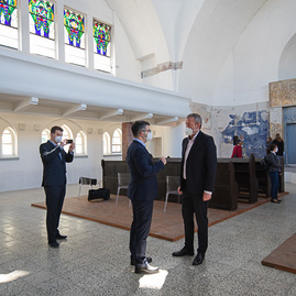 Zväčšiť fotografiu - Začína obnova synagógy v trenčíne - TSK_obnova synagógy_mini (52 of 57)