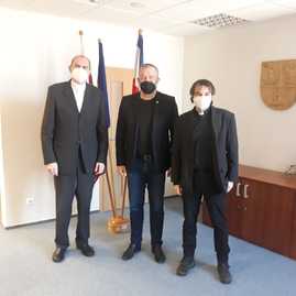 Zväčšiť fotografiu - Župa pomôže s prípravou národného stretnutia mládeže t22 - PHOTO-2022-01-11-12-40-25_2