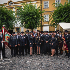 Zväčšiť fotografiu - Blížnemu vždy na pomoc sú už celé storočie - TSK_100 rokov DPO-74