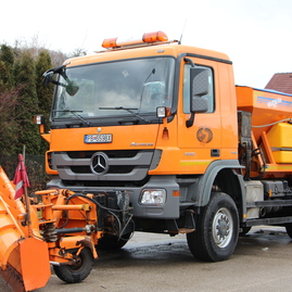 Celkom 153 mechanizmov a viac ako 26 tis ton posypového materiálu je pripravených na zimnú údržbu ciest v trenčianskom kraji - IMG_8704