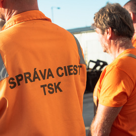 Zväčšiť fotografiu - Cestári v novom aj s novou technikou - TSK_SC TSK_technika23_mini (13 of 39)