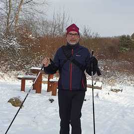 Zväčšiť fotografiu - Cyklotrasy v zime využívajú najmä bežkári - 140306082_438425180639014_2350035445102729330_o