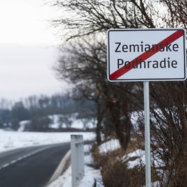 Zväčšiť fotografiu - Do bošáckej doliny vedie vynovená cesta za viac ako 1 mil. eur - 20211213_NOVA_BOSACA_cesta_028w