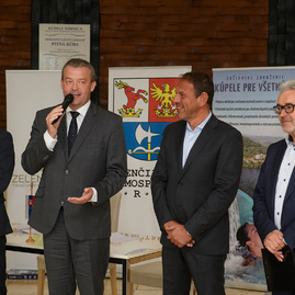 Do kúpeľov už aj na bicykli – župa sa priblížila k výstavbe ďalšieho úseku vážskej cyklotrasy - 20170919_NIMNICA_memorandum_cyklotrasa_020r