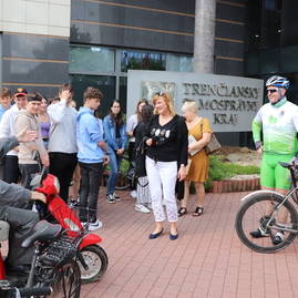 Zväčšiť fotografiu - Do práce na bicykli bude jazdiť rekordný počet župných zamestnancov - IMG_9127