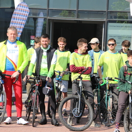 Do práce na bicykli bude za úrad tsk počas mája jazdiť 24 zamestnancov a 6 tímov, do kampane sa zapojili aj študenti stredných škôl - IMG_1066