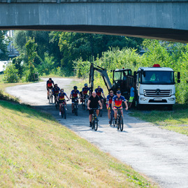 Zväčšiť fotografiu - Hlavná cyklistická tepna kraja sa rozrastie o ďalší úsek - TSK_CYK_TN_DCA_klepanie_mini (7 of 35)
