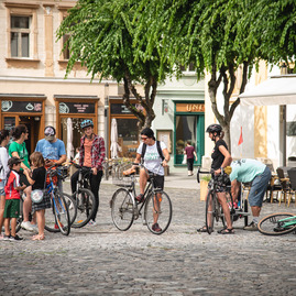 Zväčšiť fotografiu - Káčer bicykloval aj po najobľúbenejšej župnej cyklotrase - TSK_Káčer na bicykli_mini-11