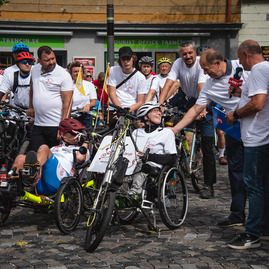 Zväčšiť fotografiu - Káčer bicykloval aj po najobľúbenejšej župnej cyklotrase - TSK_Káčer na bicykli_mini-19
