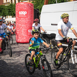 Zväčšiť fotografiu - Káčer bicykloval aj po najobľúbenejšej župnej cyklotrase - TSK_Káčer na bicykli_mini-29
