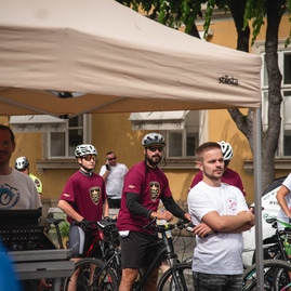 Zväčšiť fotografiu - Káčer bicykloval aj po najobľúbenejšej župnej cyklotrase - TSK_Káčer na bicykli_mini-7