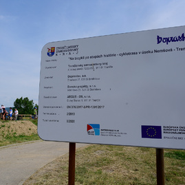 Kraj šliape do pedálov a usilovne pracuje na medzinárodnej cyklotrase, ktorá spojí dve krajiny, kraje i dva hrady - 20190617_cyklotrasa_TN_NEMSOVA_064w