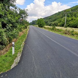 Zväčšiť fotografiu - Kraj tento rok opravil takmer 73 km ciest za viac ako 15 mil. eur - Hrádok (8)