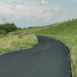Zväčšiť fotografiu - Medzi novým mestom nad váhom a trenčínom je hotových už 12 km novej cyklotrasy - 3