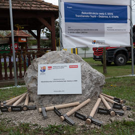 Zväčšiť fotografiu - Modernizácia cesty v dežericiach prebehne za plnej prevádzky - 20230413_TSK_cesty_035w