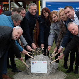 Zväčšiť fotografiu - Modernizácia cesty v dežericiach prebehne za plnej prevádzky - 20230413_TSK_cesty_037w