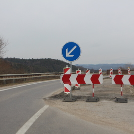 Zväčšiť fotografiu - Most v podvaží bude pre rekonštrukciu uzatvorený - IMG_2995