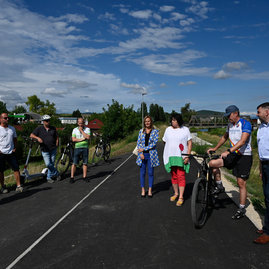 Zväčšiť fotografiu - Na dvoch kolesách už ochvíľu aj na hornej nitre - 20230804_TSK_130w
