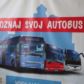 Zväčšiť fotografiu - Na krajských cestách oddnes stretnete dvadsiatku nových modrých autobusov - IMG_5046