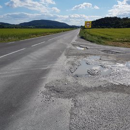 Zväčšiť fotografiu - Na rekonštrukciu „panelky“ získala ssc právoplatné stavebné povolenie - 36536842_1040536089444446_616086902260367360_o