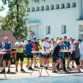 Zväčšiť fotografiu - Najnovší úsek vážskej magistrály prišli slávnostne otvoriť stovky cyklistov - TSK_Otvorenie cyklotrasy_LA-PU_mini-105