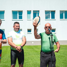 Zväčšiť fotografiu - Najnovší úsek vážskej magistrály prišli slávnostne otvoriť stovky cyklistov - TSK_Otvorenie cyklotrasy_LA-PU_mini-99