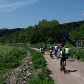 Zväčšiť fotografiu - Novovybudovaný cyklistický tunel aj príprava na lávku - 20230522_TSK_143w