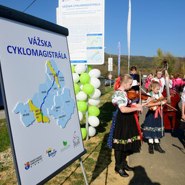 O koncepte platformy na podporu nemotorovej dopravy diskutovali na pôde župného úradu - 20181022_TSK_PU_cyklotrasa_001w