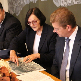 O výstavbe obchvatu dolných vesteníc dnes so starostkou rokoval minister i župan - IMG_5962