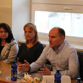 O výstavbe obchvatu dolných vesteníc dnes so starostkou rokoval minister i župan - IMG_6003