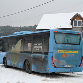 Zväčšiť fotografiu - Obyvatelia obcí veľký klíž a ješkova ves sa tešia z novo zrekonštruovanej cesty.