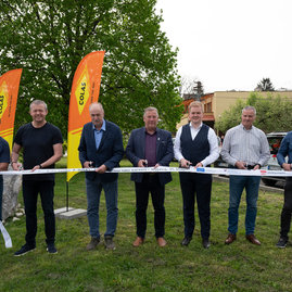 Zväčšiť fotografiu - Opravili dva úseky aj dva mosty vyťaženej cesty - 20240409_TN_TSK_Stoklasa_001_181w