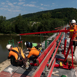 Zväčšiť fotografiu - Orlovský most plánuje župa plne sprístupniť do konca roka - 20200807_PB_most_019w