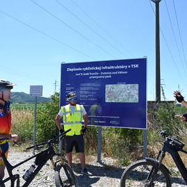 Zväčšiť fotografiu - Otvorte s nami nový úsek vážskej cyklomagistrály spoločnou jazdou na bicykloch