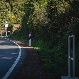 Zväčšiť fotografiu - Pokračujú práce na najnáročnejšej etape cesty z veľkých uheriec do skýcova - TSK_KD Skýcov_mini-5