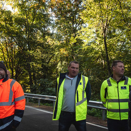 Zväčšiť fotografiu - Pokračujú práce na najnáročnejšej etape cesty z veľkých uheriec do skýcova - TSK_KD Skýcov_mini-6