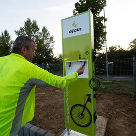 Zväčšiť fotografiu - Popri cyklotrase vznikajú nové pracovné miesta - 20200918_tyzden_mobility_083w