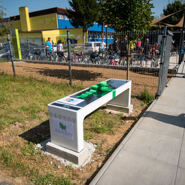 Zväčšiť fotografiu - Popri cyklotrase vznikajú nové pracovné miesta - TSK bikepoint-03 (1)