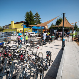 Zväčšiť fotografiu - Popri cyklotrase vznikajú nové pracovné miesta - TSK bikepoint-33