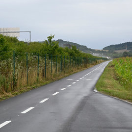 Zväčšiť fotografiu - Považskobystričania sa už nevedia dočkať novej cyklotrasy - 20230803_TSK_047w