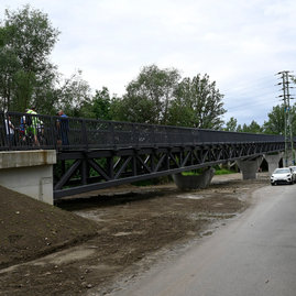 Zväčšiť fotografiu - Považskobystričania sa už nevedia dočkať novej cyklotrasy - 20230803_TSK_096w