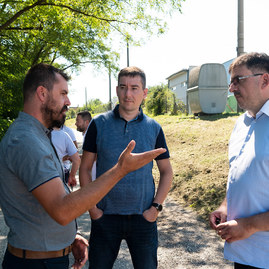 Zväčšiť fotografiu - Práce na ceste medzi hradišťom a partizánskym sa opäť rozbehnú začiatkom septembra - 20200821_TSK_195w