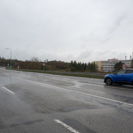 Zväčšiť fotografiu - Práce napredujú aj medzi novým mestom nad váhou a myjavou - 20230413_TSK_cesty_074w
