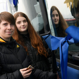 Predčasný vianočný darček v podobe dvadsaťpäťky modrých autobusov odovzdaný do užívania cestujúcej verejnosti - 20181124_TN_TSK_SAD_autobusy_033w