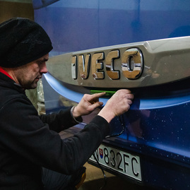 Zväčšiť fotografiu - Predné brzdové svetlo pilotne aj na modrých autobusoch - TSK_predne brzdove_SADTN_mini (18 of 37)