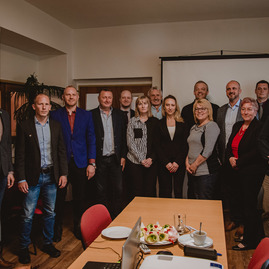 Zväčšiť fotografiu - Pri výstavbe hornonitrianskej cyklomagistrály bude spolupráca mimoriadne dôležitá - TSK_cykloHN_mini-18